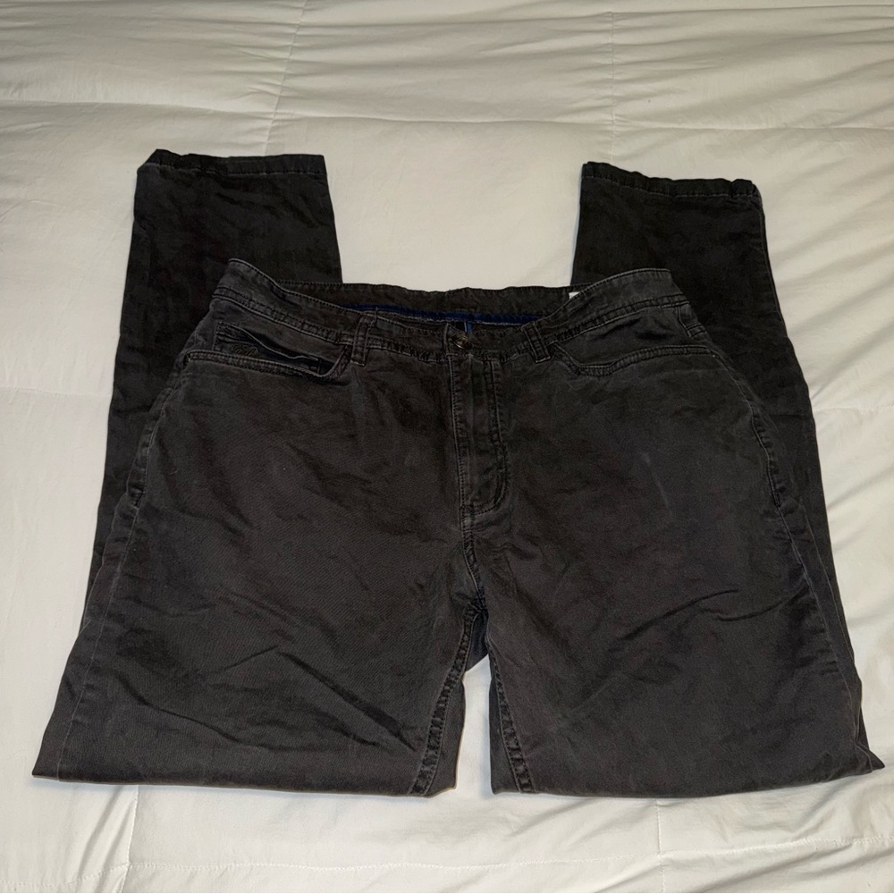 English Laundry Men's Charcoal Chinos